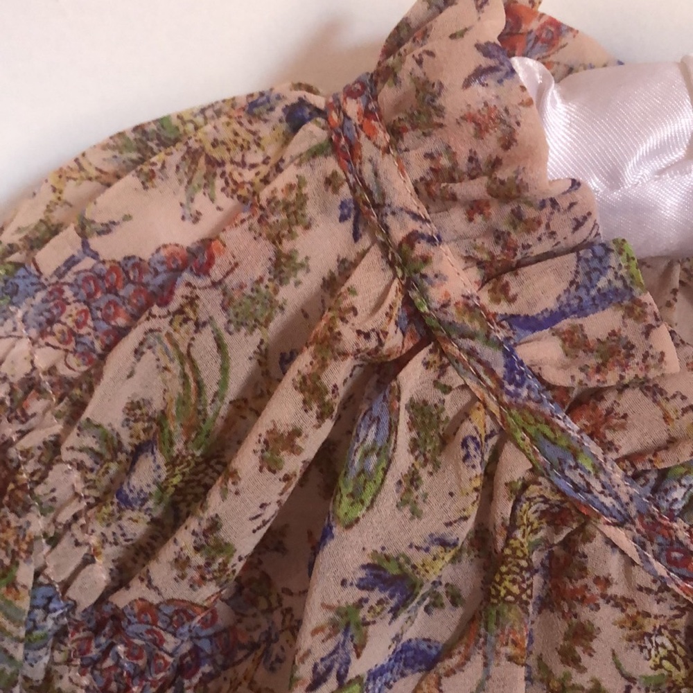 Buckle Blouse - Picture 2 of 9